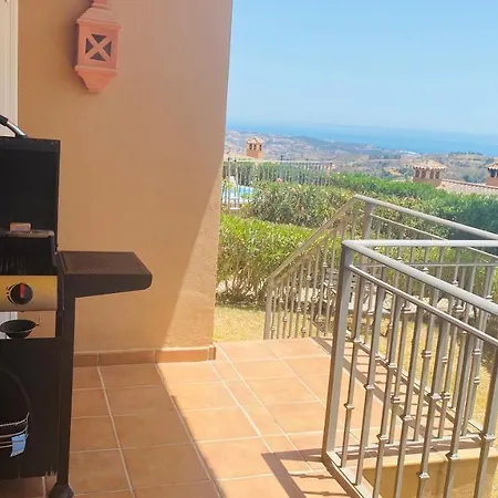 Apartment Marbella Sun - Lush Garden And Sea View *